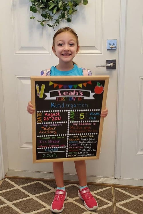 Jessica's daughter Leah: 1st day of Kindergarten